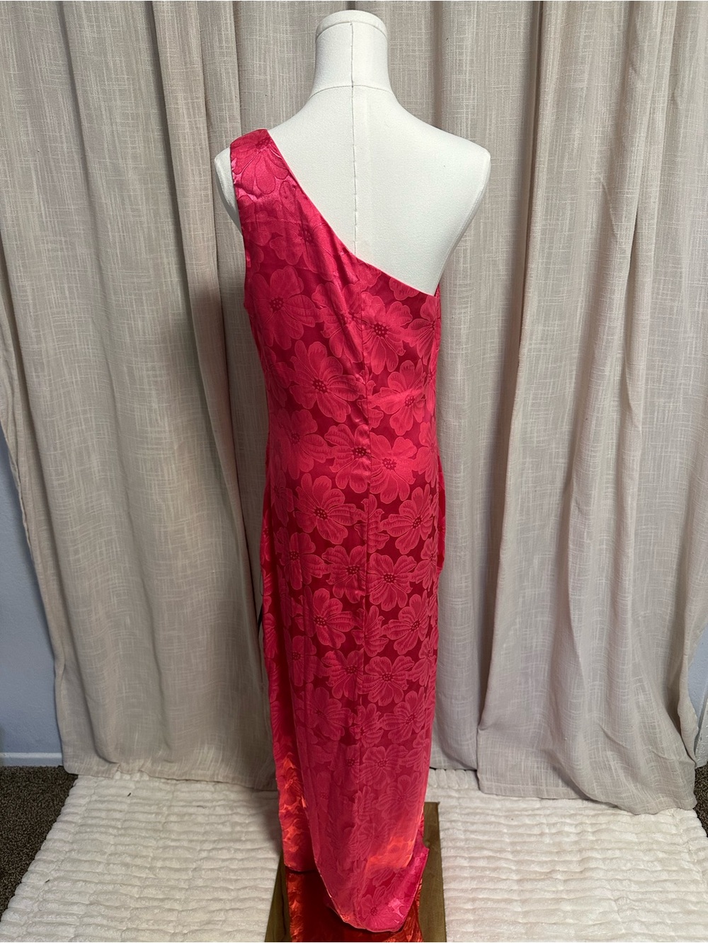 Lulu's Chasing Desire Hot Pink Satin Jacquard One-Shoulder Maxi Dress - Picture 4 of 9
